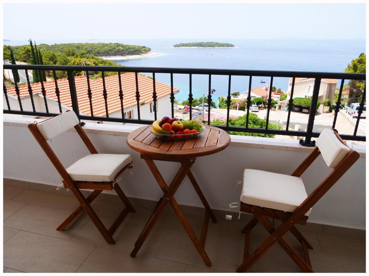 Apartmani Makelja Primosten Ngoại thất bức ảnh