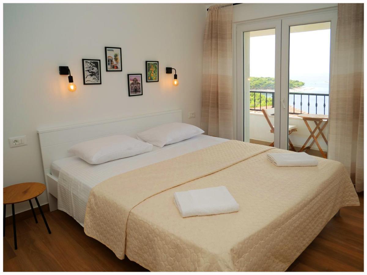 Apartmani Makelja Primosten Ngoại thất bức ảnh